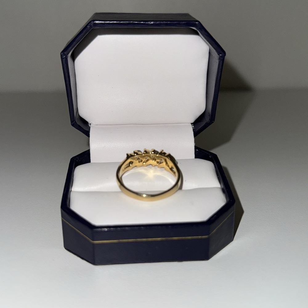 Vintage Gold Gem Ring - Picture 5 of 14
